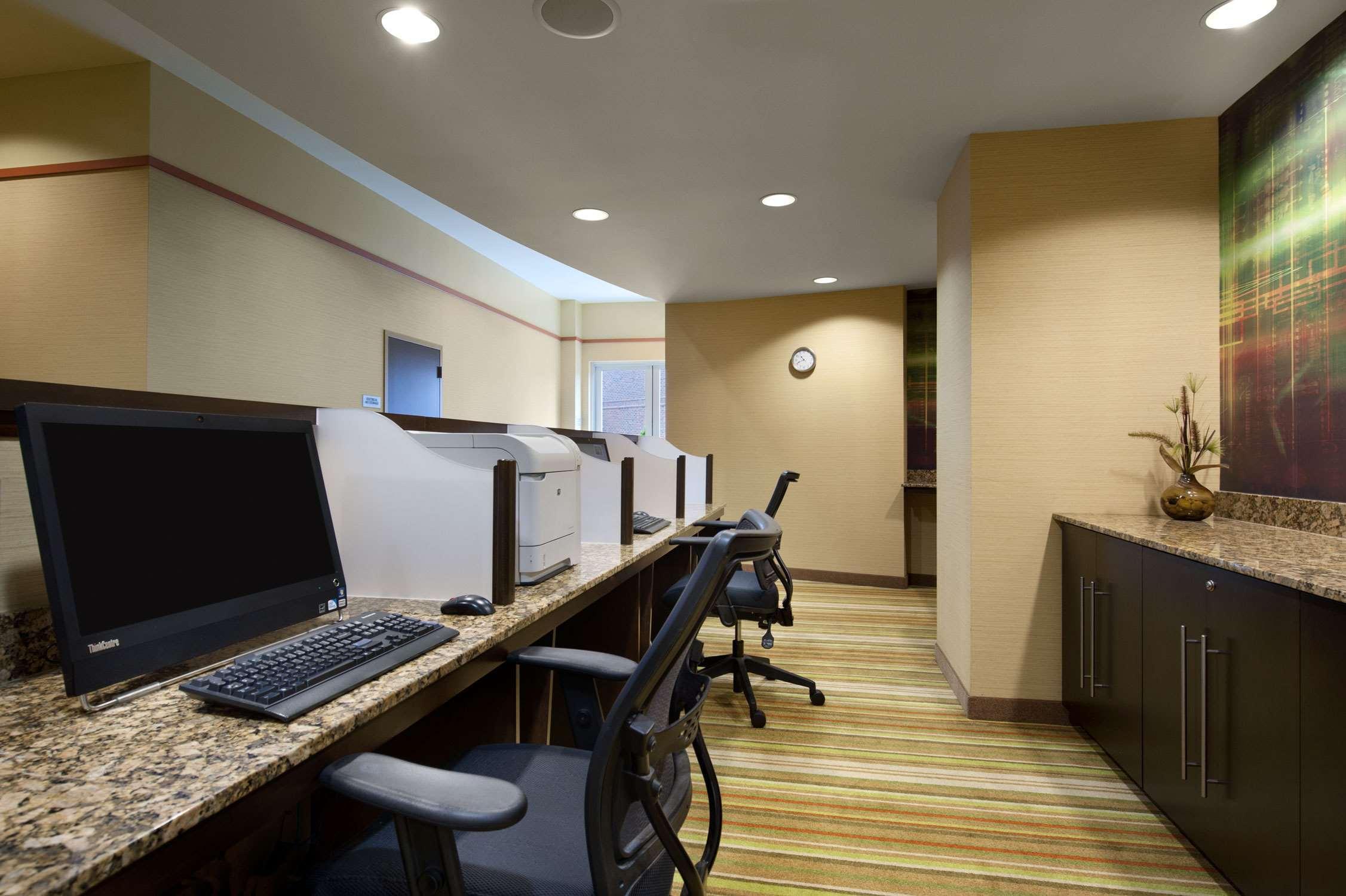 Hotel Embassy Atlanta - Town Center Kennesaw